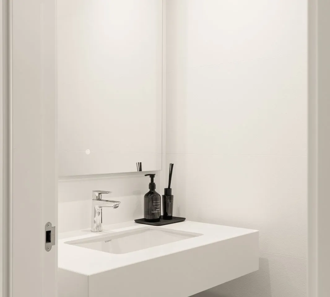 a6026bb4-6452-482a-82a3-a65a924f834a