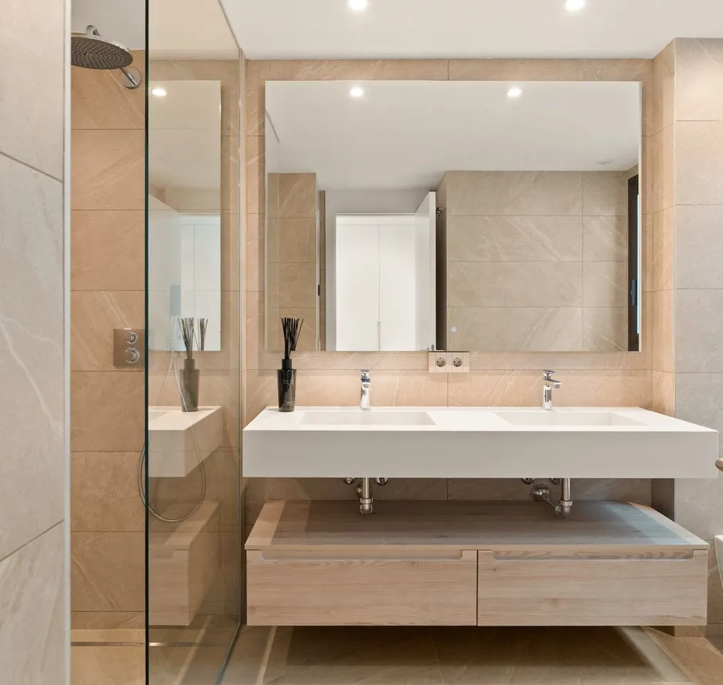 d9daa730-d6b5-4290-b0d4-4356a14a4b44