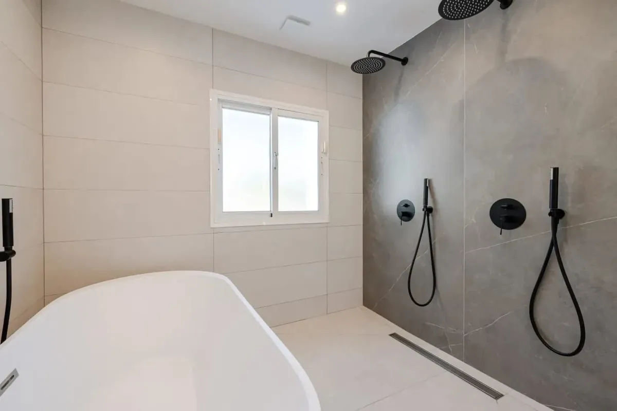 0b5bf34a-8b09-4a09-b255-a27c5f022c9f