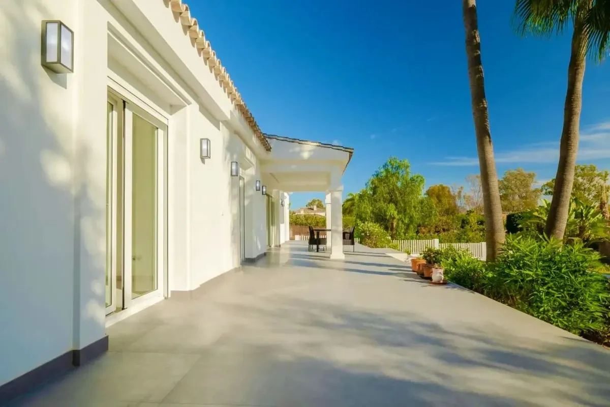 22e6bedd-ed42-4ff0-baca-8ca76c580749