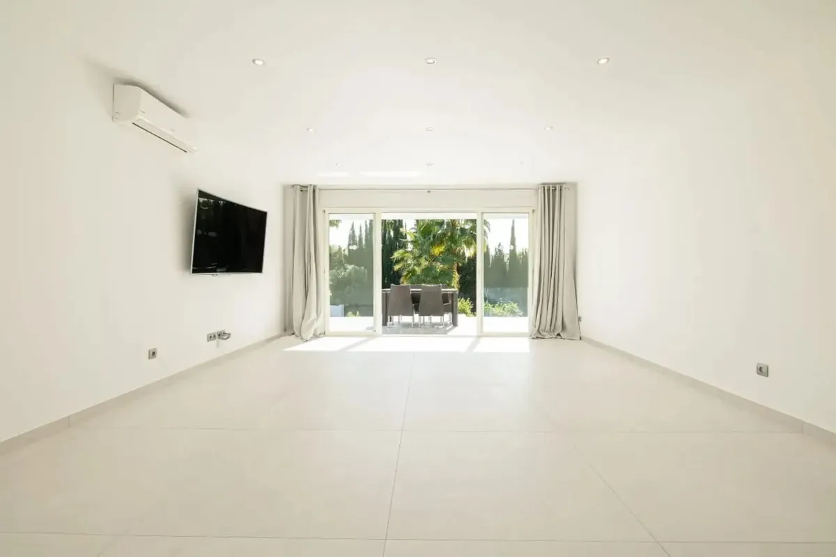 3279b7b3-71b5-4701-a205-145f3037f144