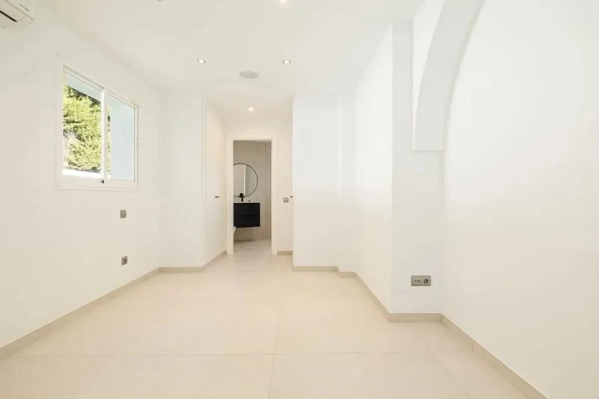 da6b2bdc-0e46-4be5-a6a9-93a64a1ed665