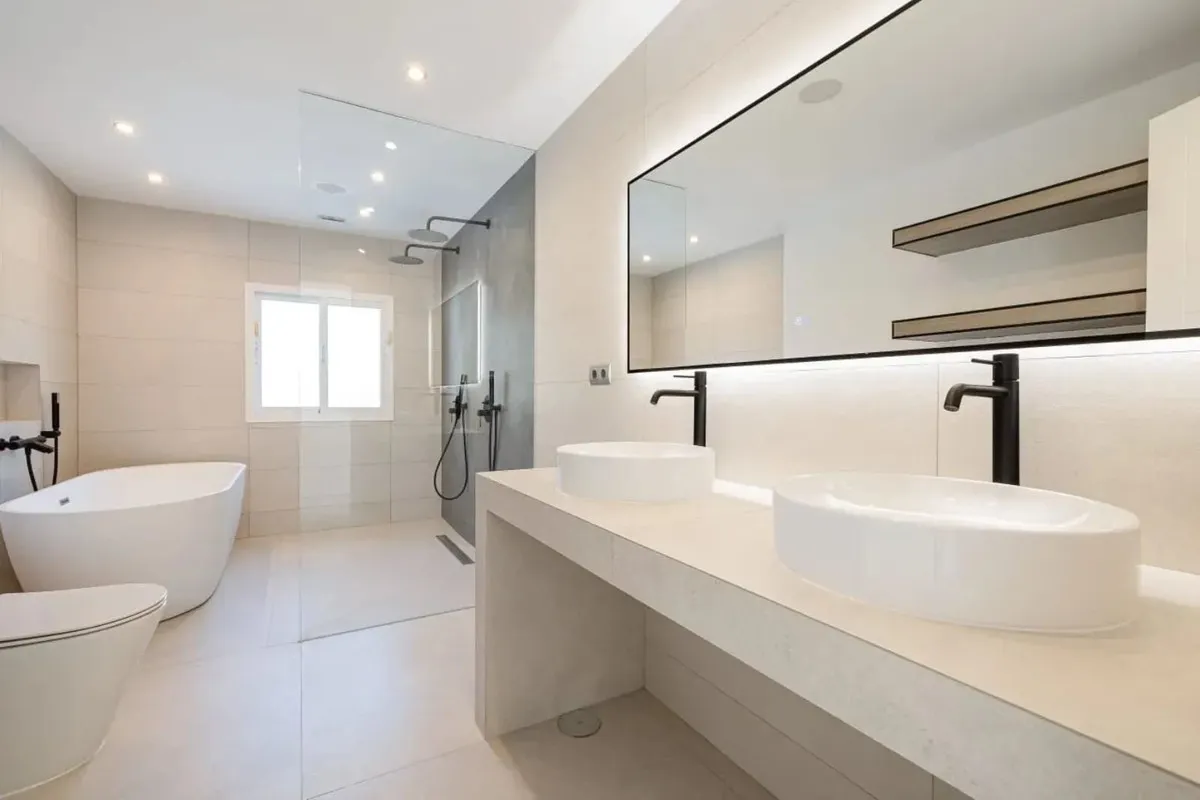 f18b011e-b399-43eb-9425-7b1682695f9c