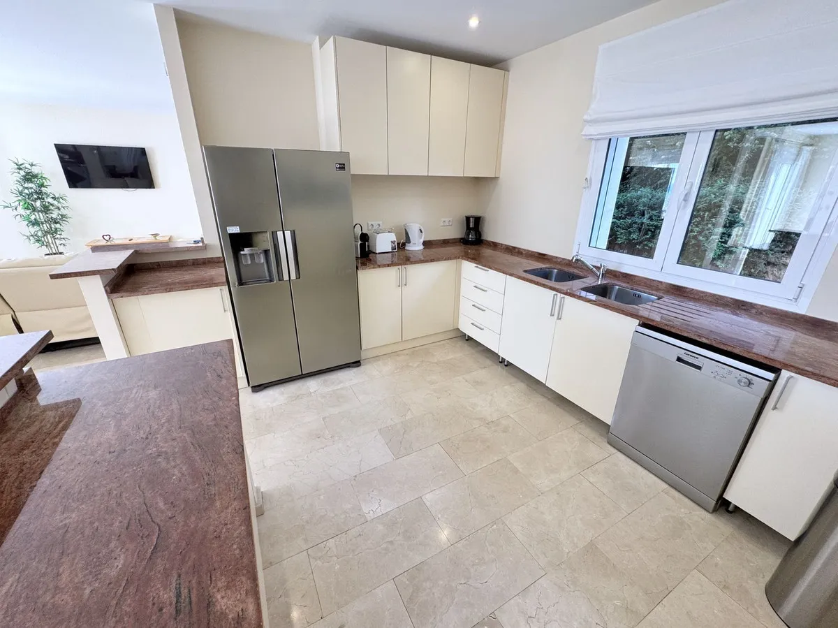 15880492-0cbc-411d-b020-fa62a9243969