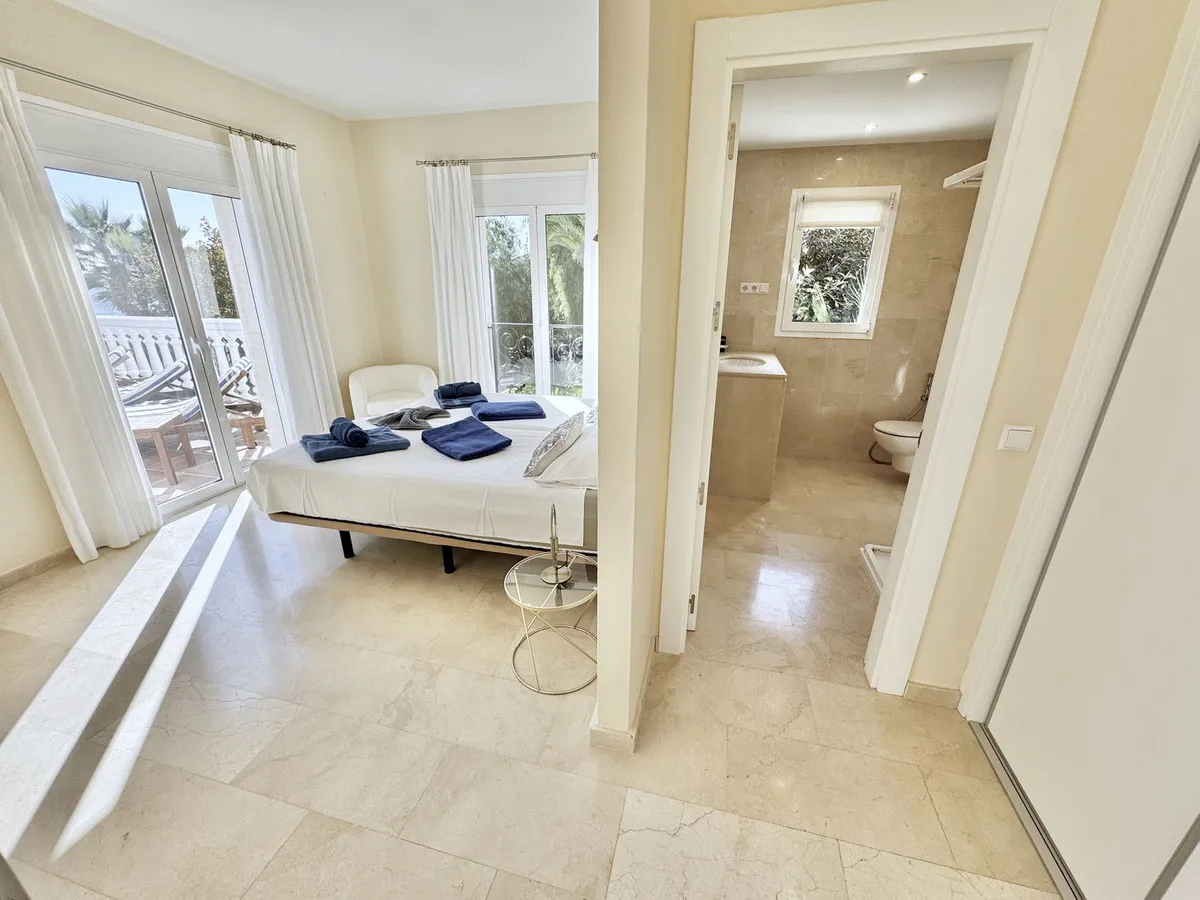 955c8319-4c68-4005-8350-0dd5b1a6674c