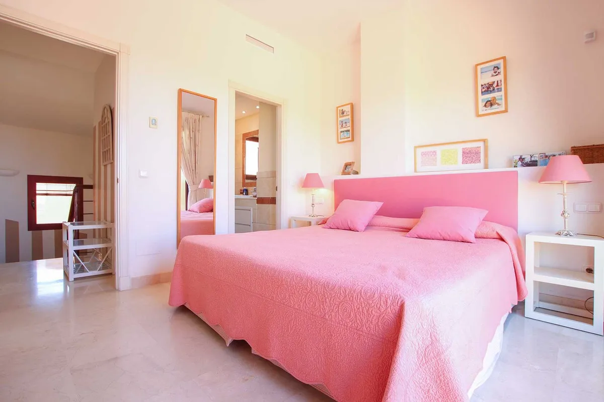 7257bcb6-8c2d-4838-826b-da4b0ec96d49