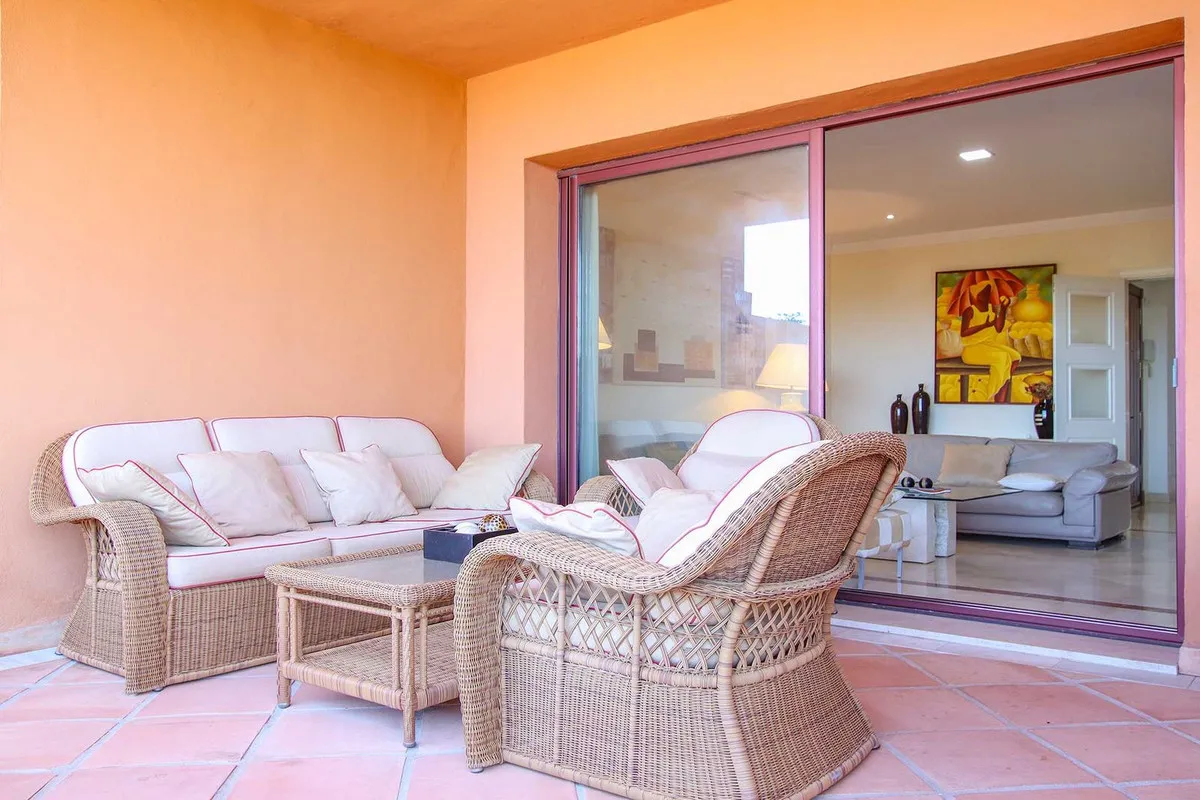 7344b091-e2c0-4ea8-b806-a20dd8b9f247