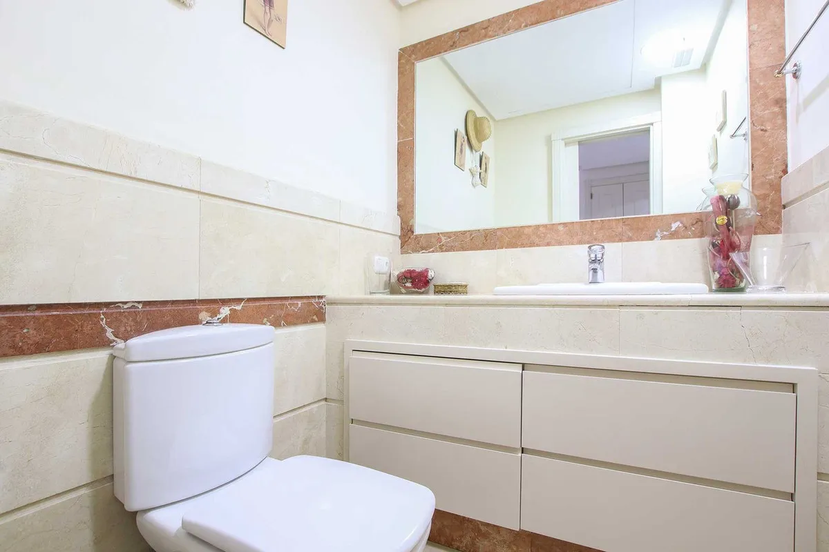 99e0c6f9-ee6f-4bca-9c69-3548a8b9fa01