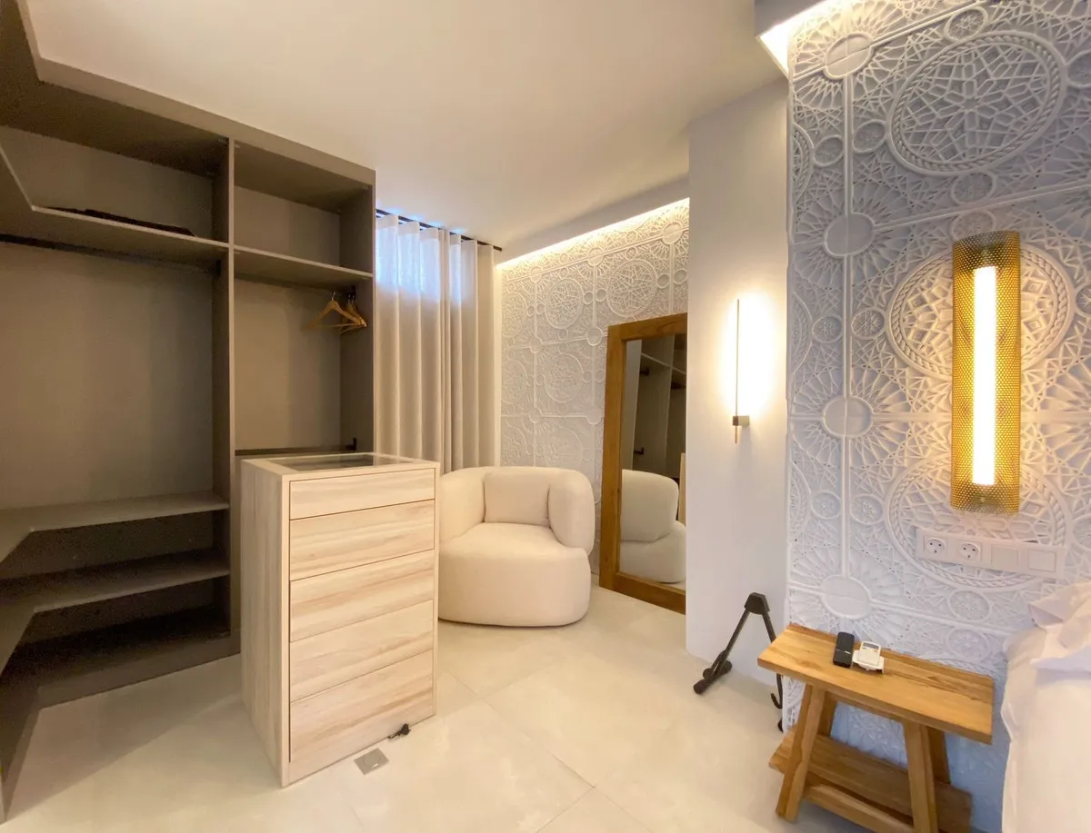 96abfc03-d8dc-4107-b529-f8c685d8d9e8