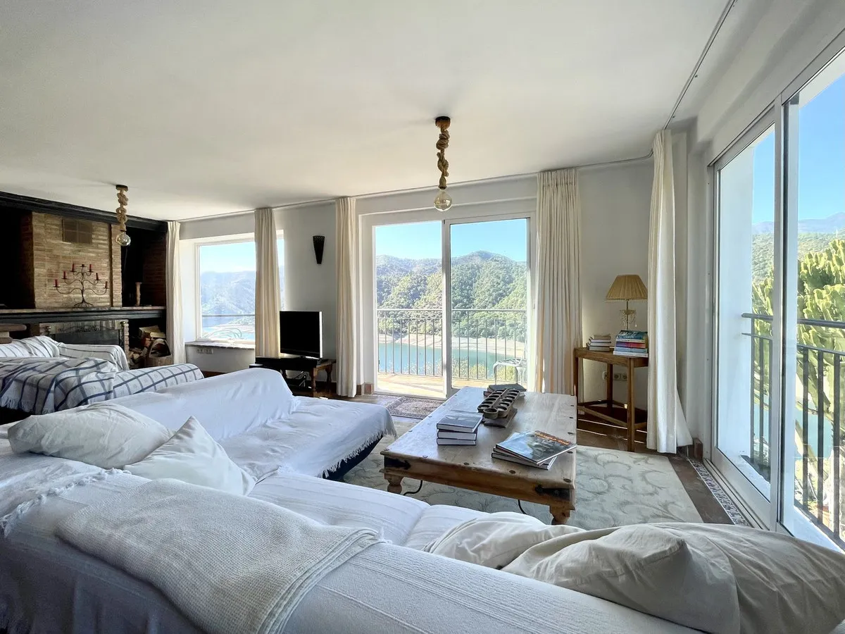 51479677-d74c-4759-ab99-4382c9888bd1