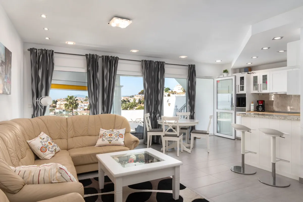 556ba919-7e57-4da8-824f-bc039fa59e5a