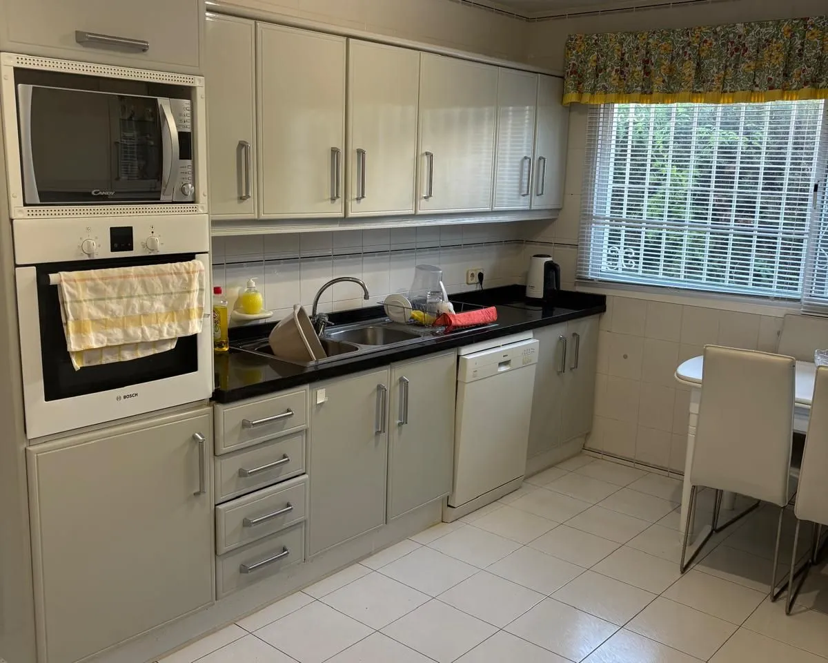 75c57b2a-7012-4412-844f-3d132e638ee0