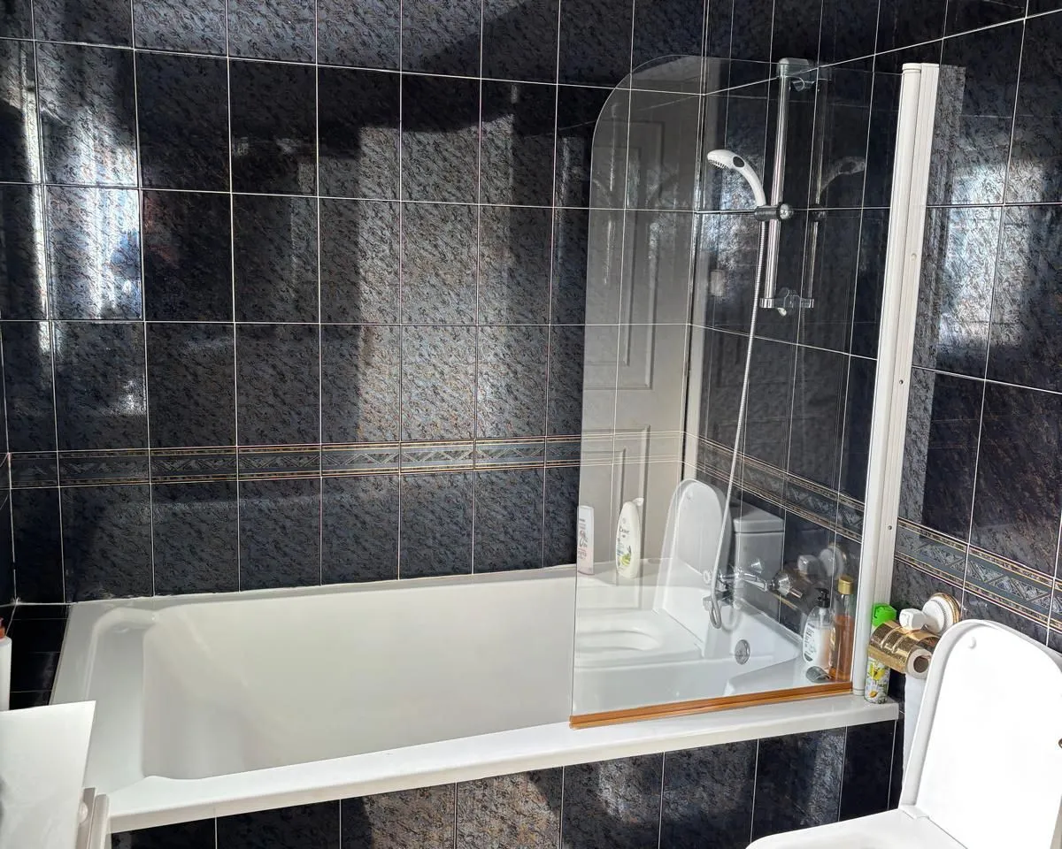 b59d3807-757a-407b-8d1d-684a055d3da1