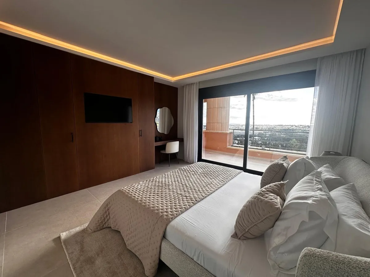 3c2b385b-5322-4623-9c6d-4f164c16baf4