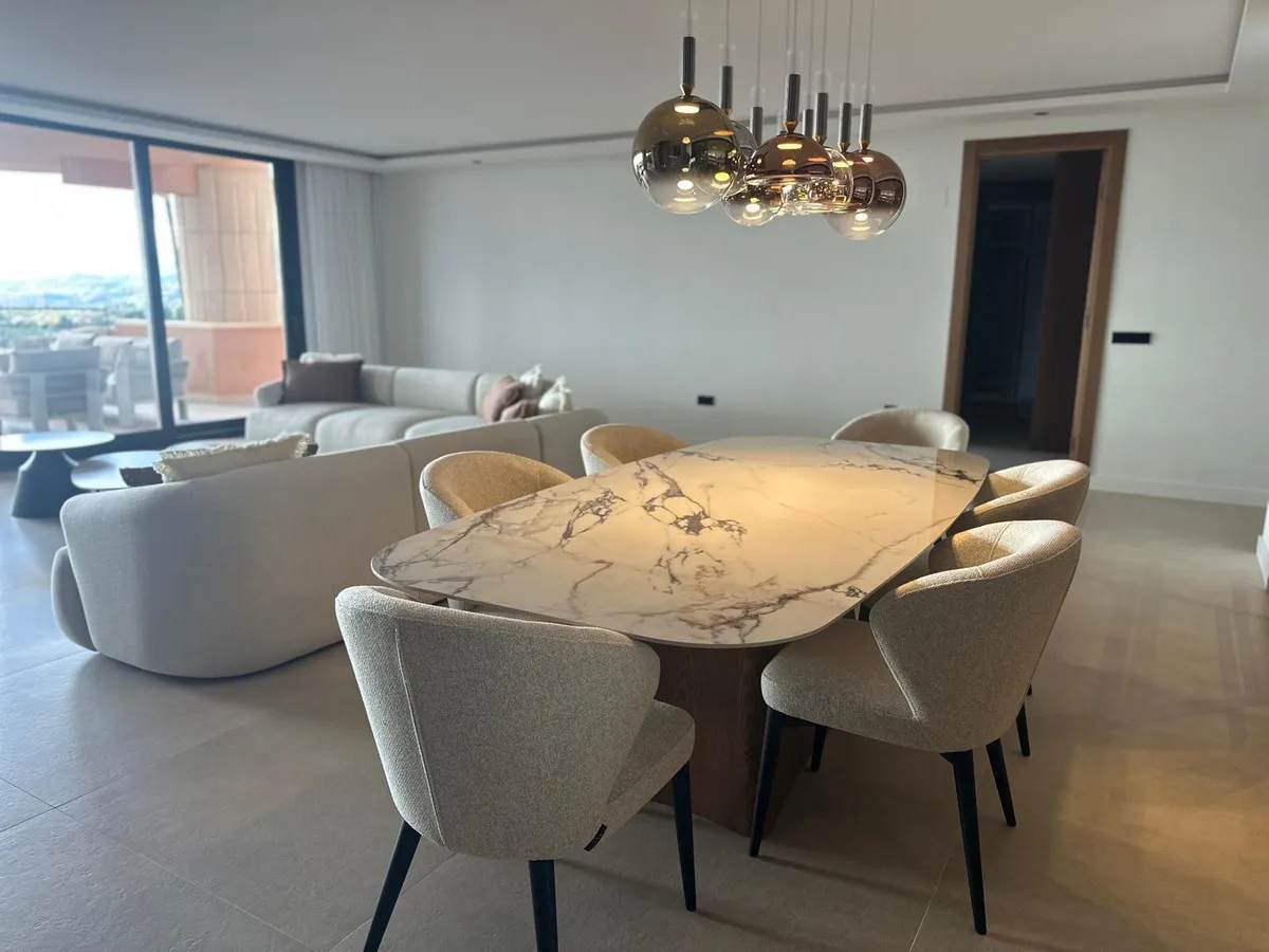 b46e5eee-daa7-4fb7-b5e0-01e79d61d511