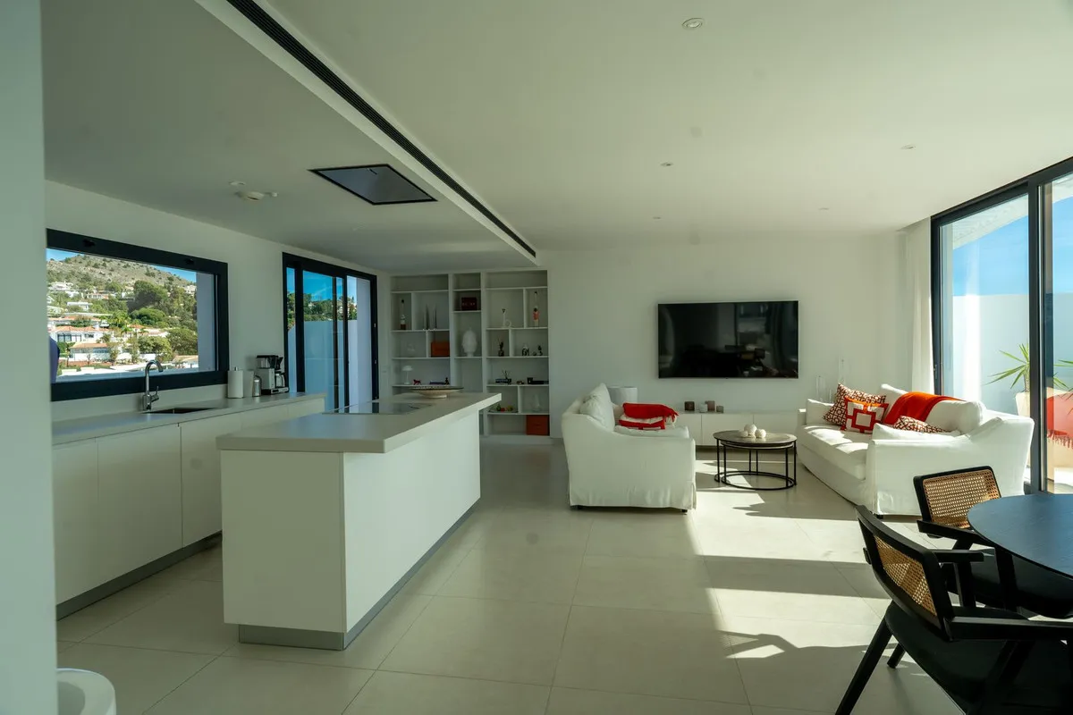 35fca344-e79f-4680-ba10-636907b993e3