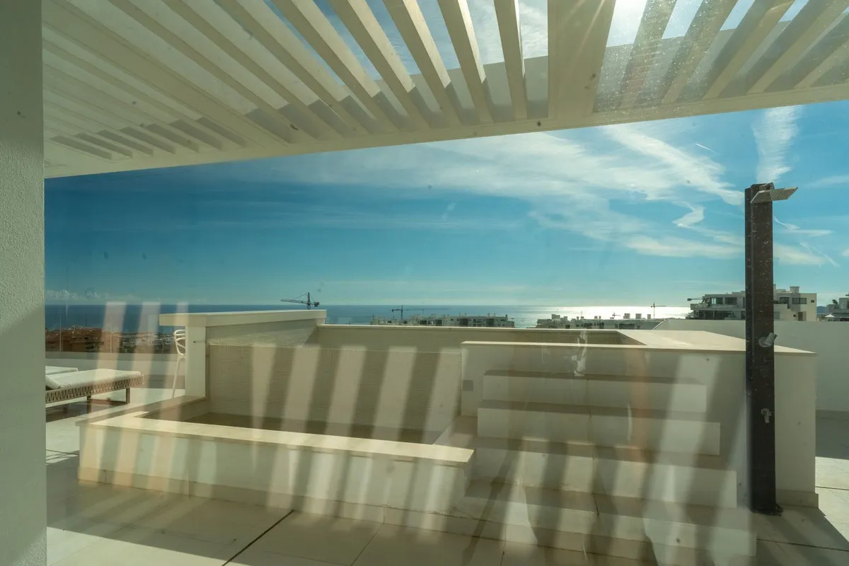 6dabbb93-a411-4550-a70b-7931298b6bdc