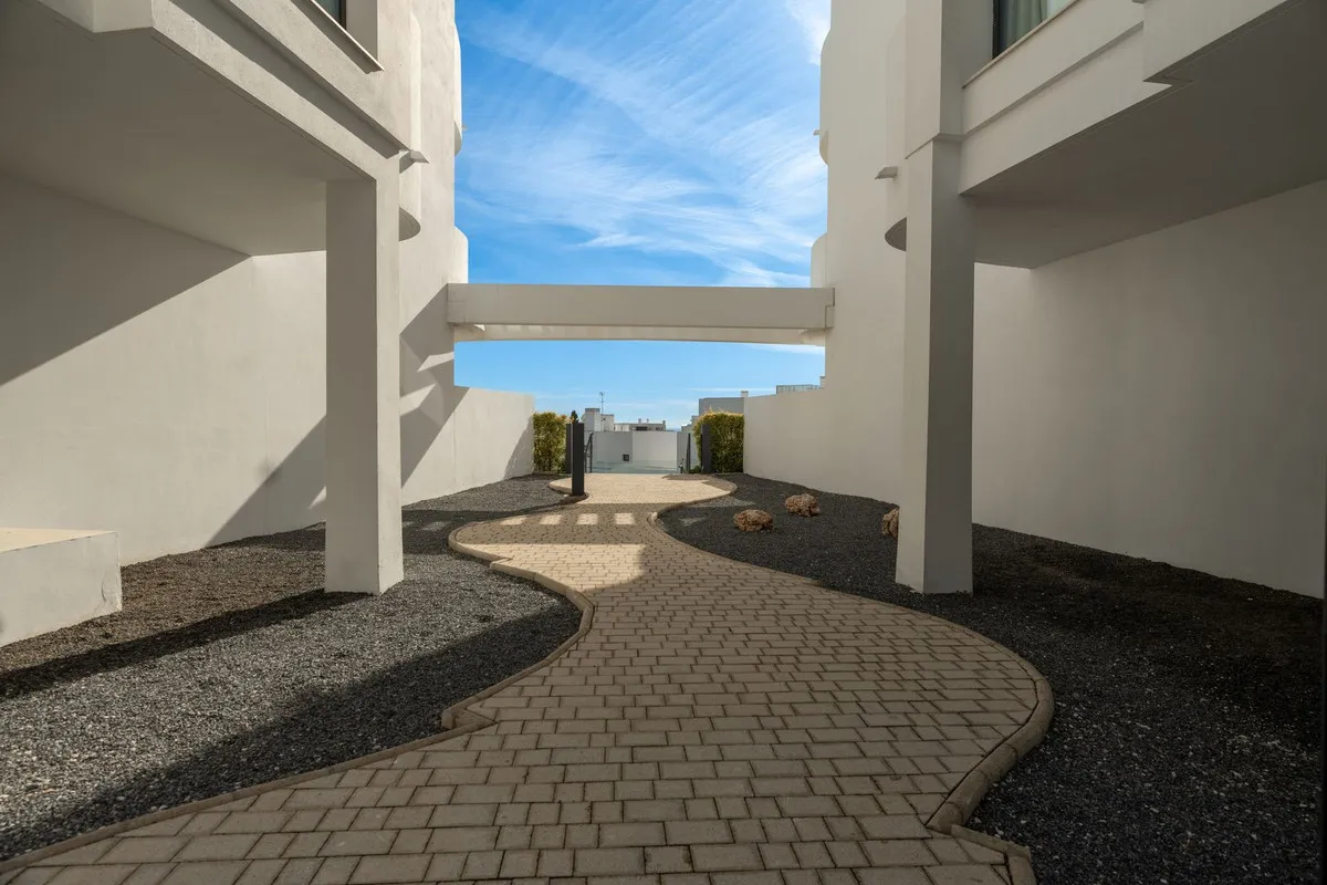 9249969b-012a-49be-b119-19ba9c5bc39d