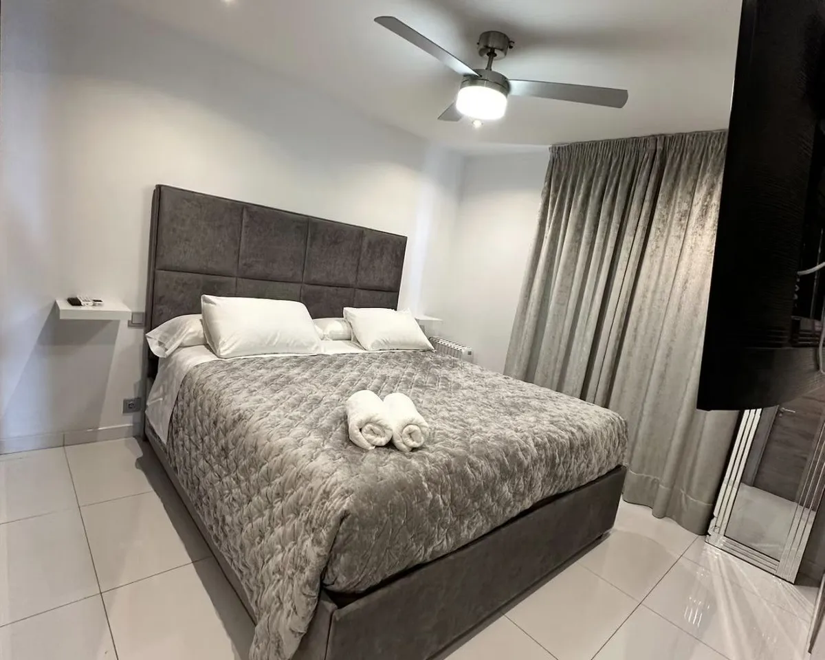 3a177fd0-ce67-43ff-bc6a-d48ed0835753