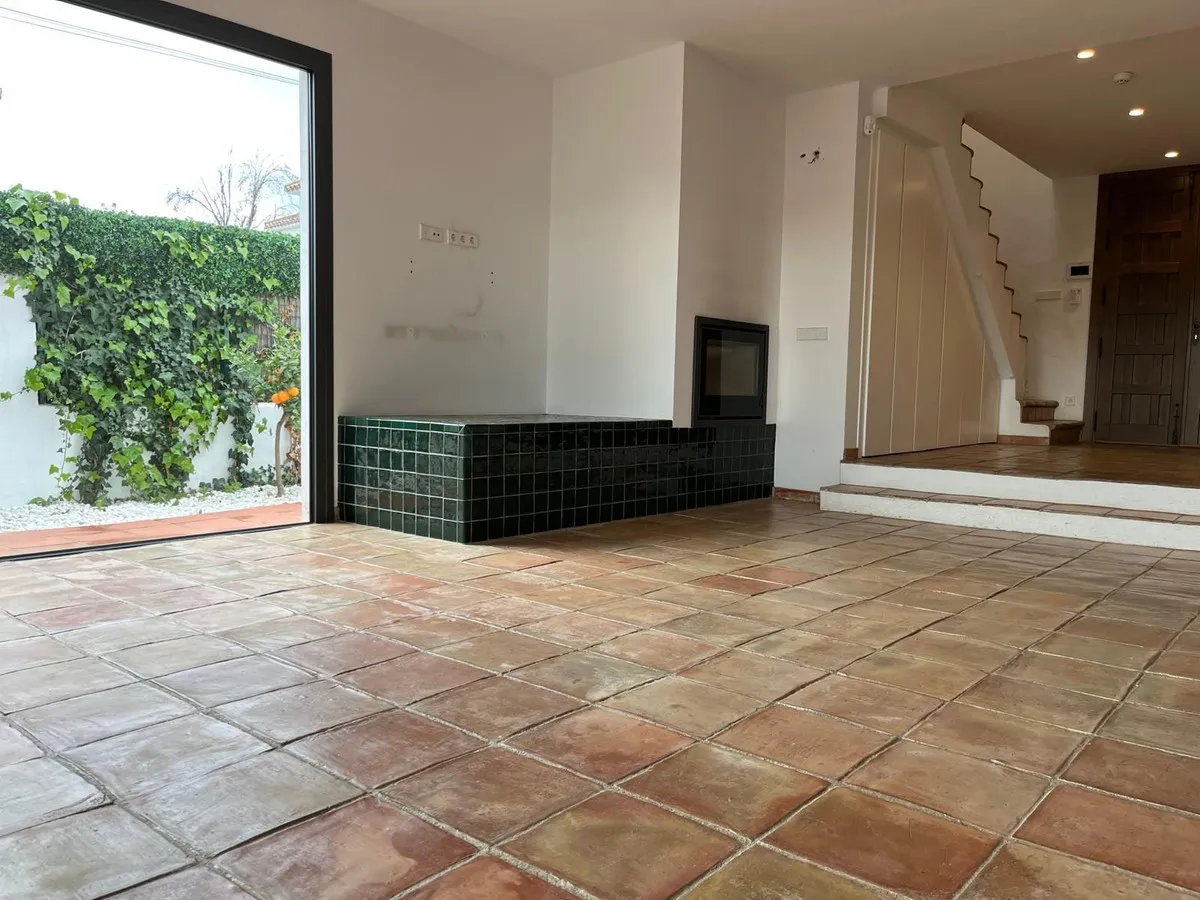 06d1e671-a515-4787-9ec6-d5e286f28e48