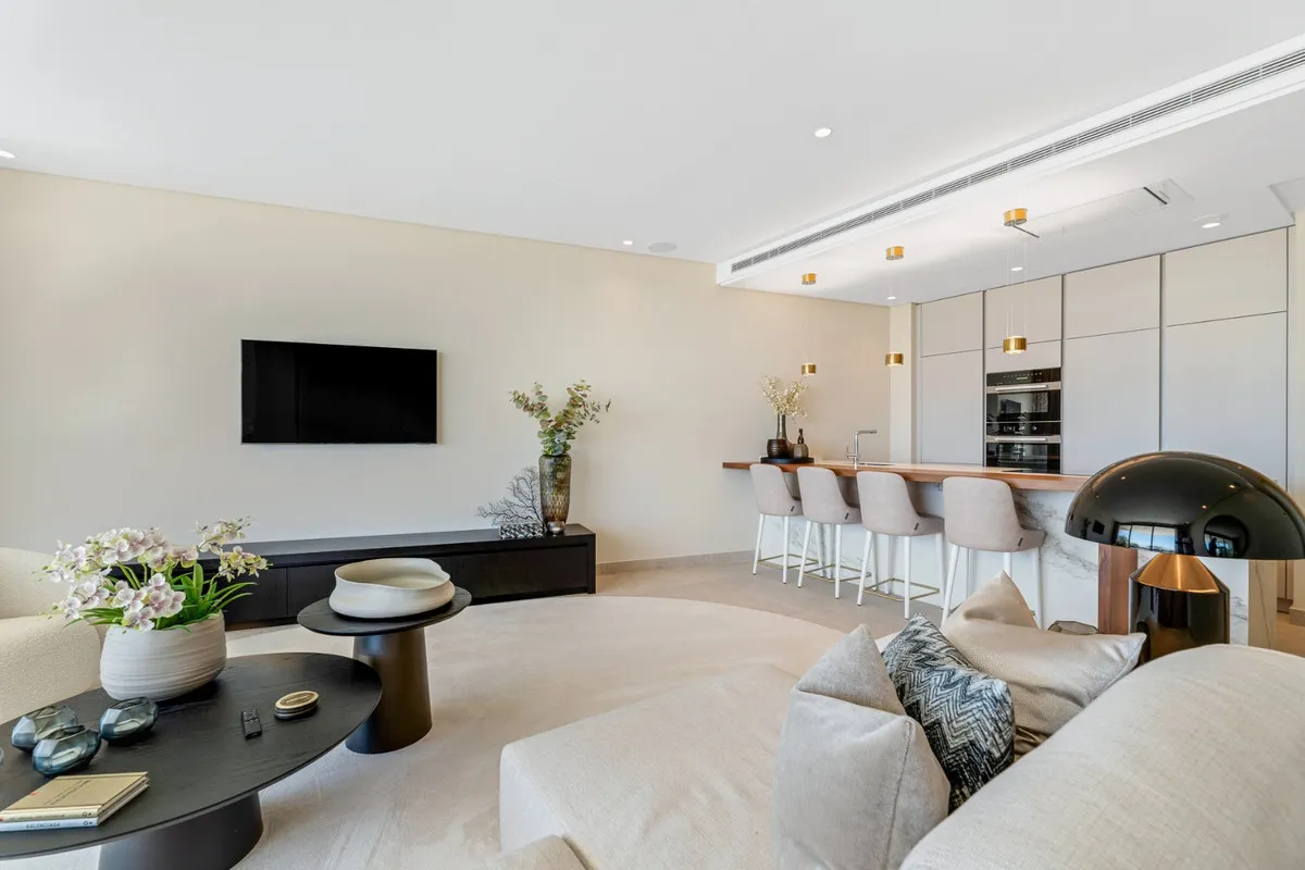 ad2cfef4-f632-4eab-945b-f0f3e72e22ca