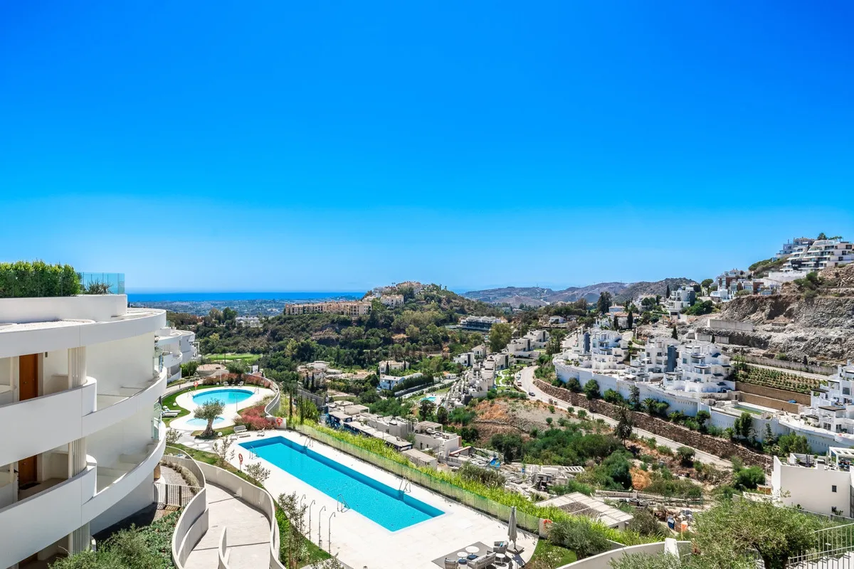 addc78cc-e1b2-4d3c-88cb-690492510d29