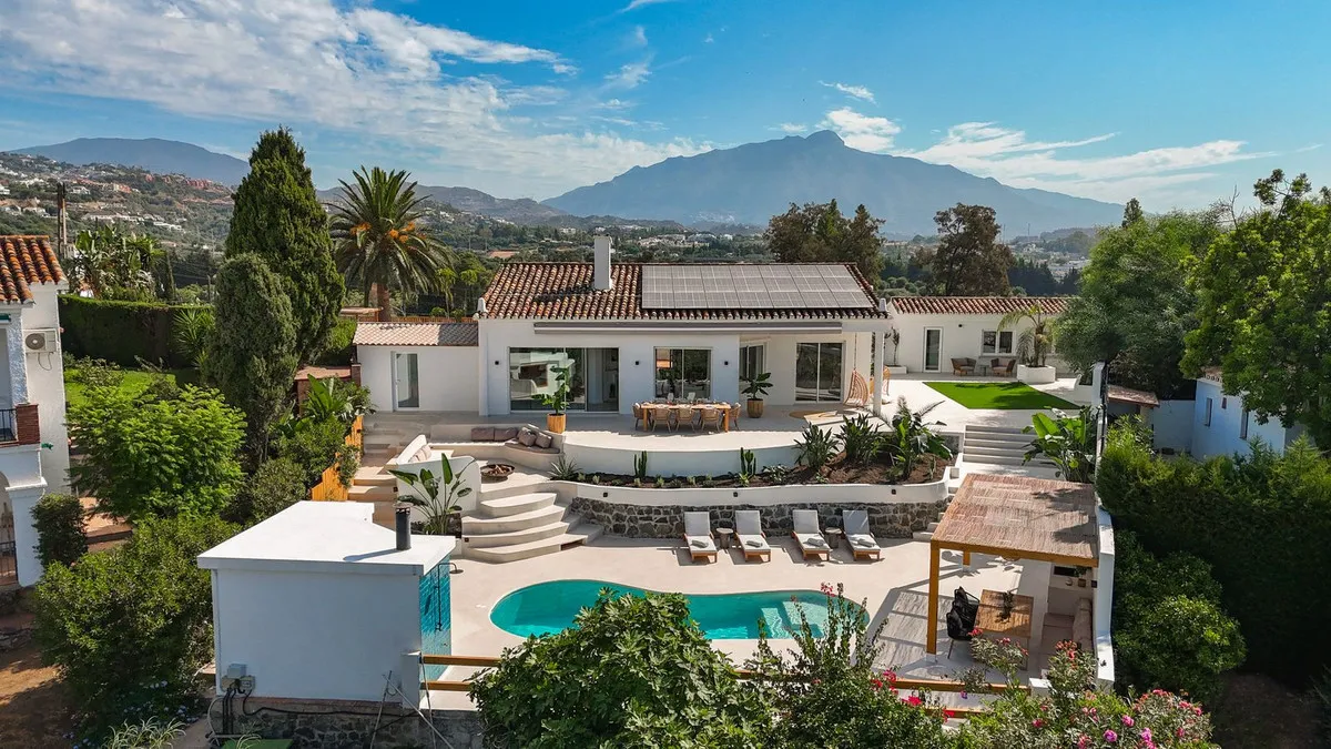 Renovated 4-Bedroom Villa in Guadalmina Alta, Marbella