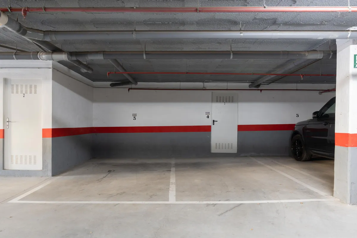 2f4493fa-5e4b-4d51-81a2-f7c4d4cb79e8