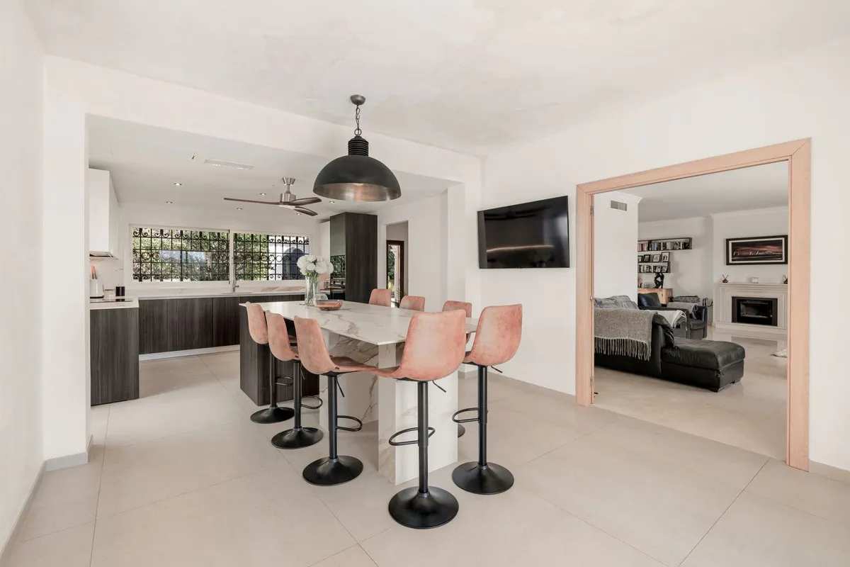 0a156da1-c24c-4a4f-a2bc-ef374bf1a421