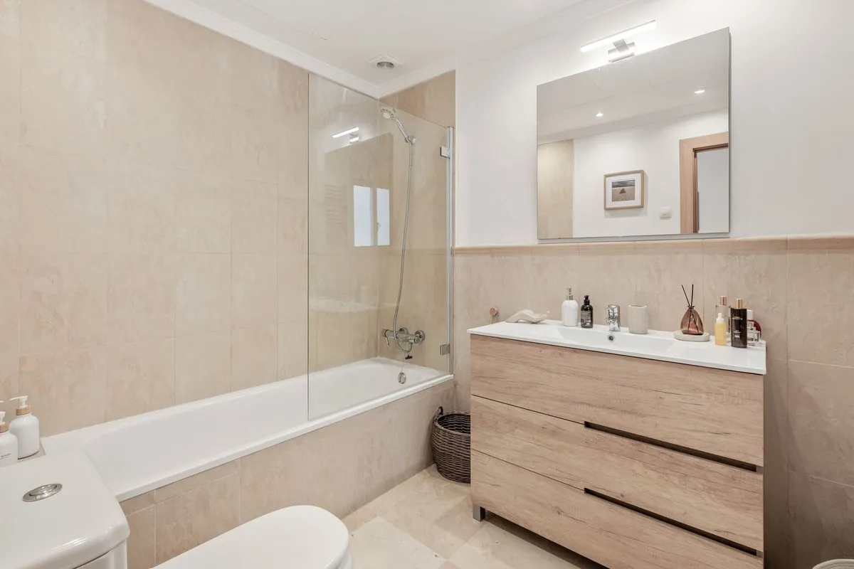 47c8b5ab-77a7-489d-9883-bfaade6685d0