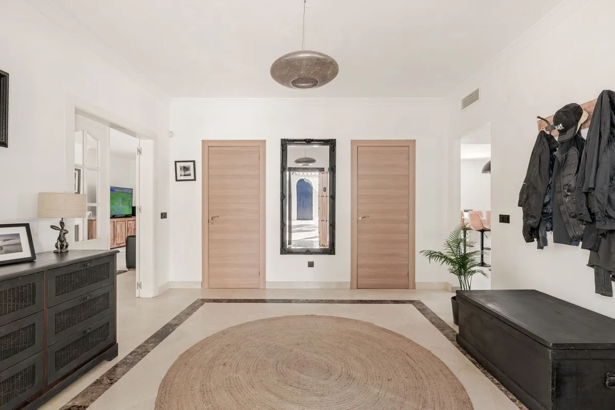 72be8a0e-0bd5-4805-86f8-32efbf9e5835