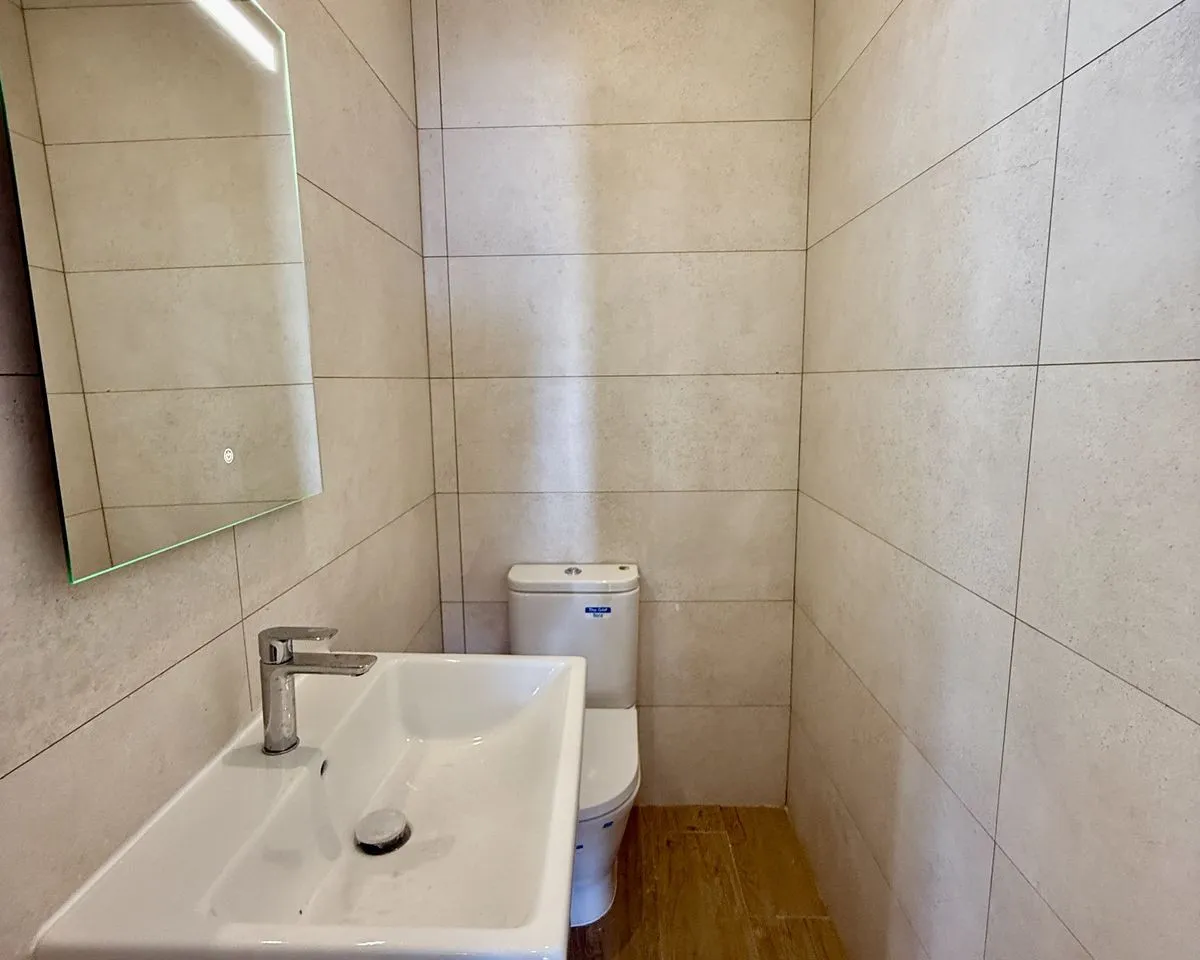 21253019-ed95-4491-b272-1626c265e2b3