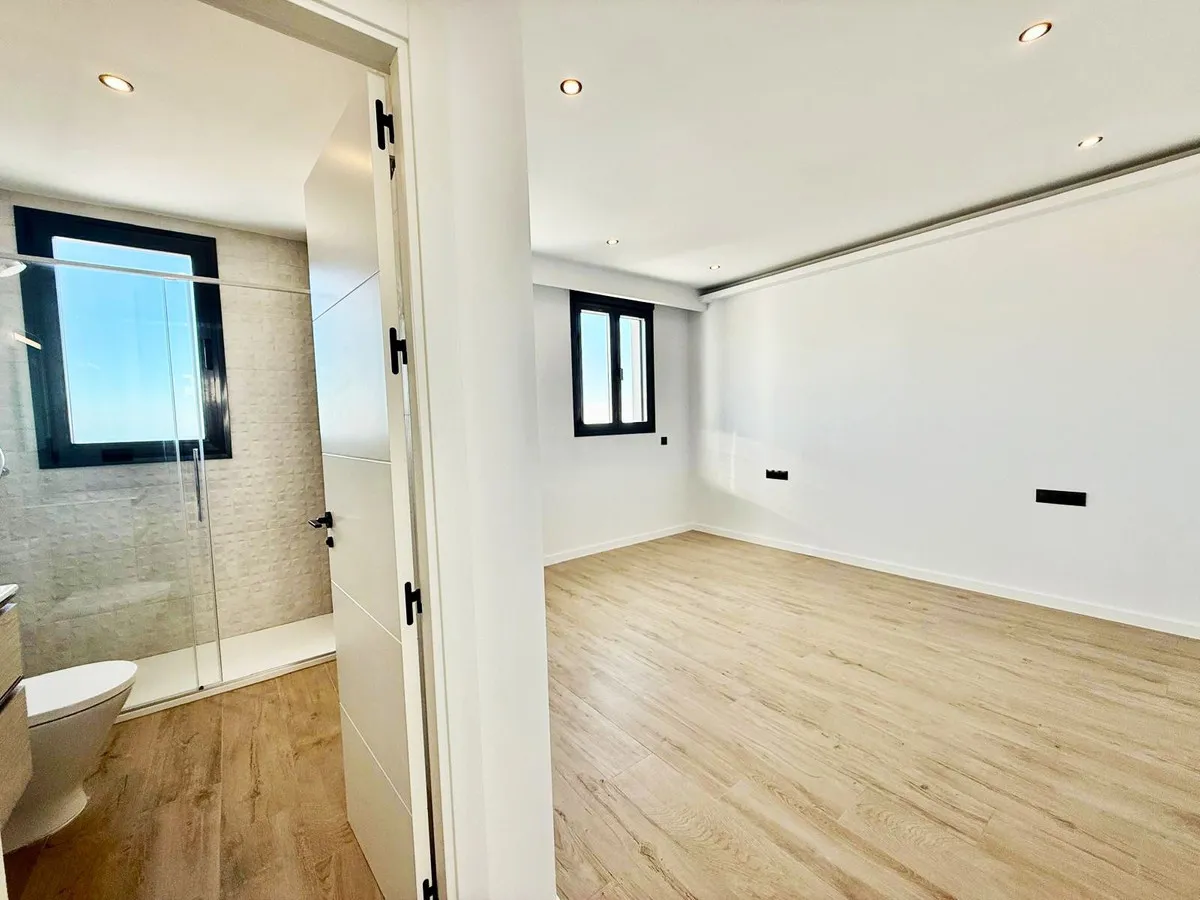 7ca7909d-dfb9-431d-9b30-f887cae6a91d