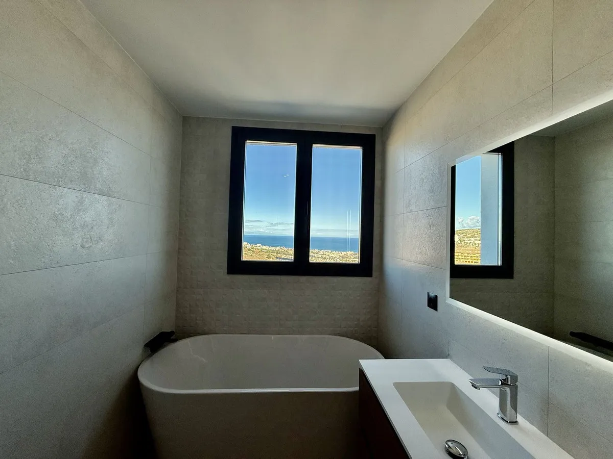 cd504820-1a8a-4a0c-bed9-f6e2daba6b93