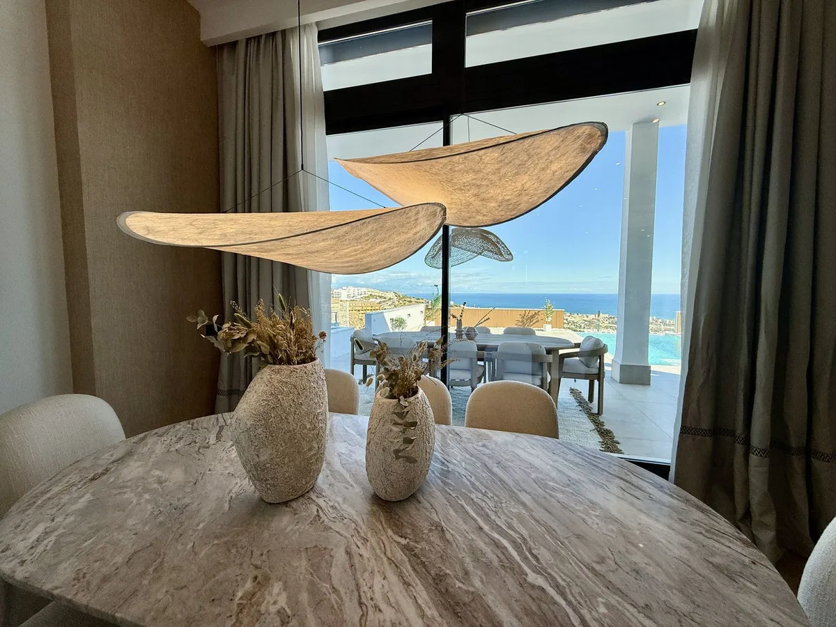 e56fd4d2-d5b6-4379-aee3-3d3c618722c5