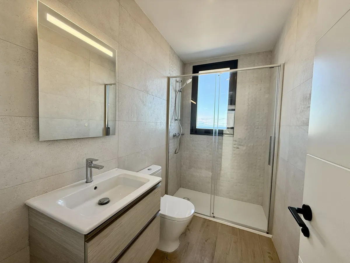 e99d64d3-a356-458e-94b4-a887131e3050