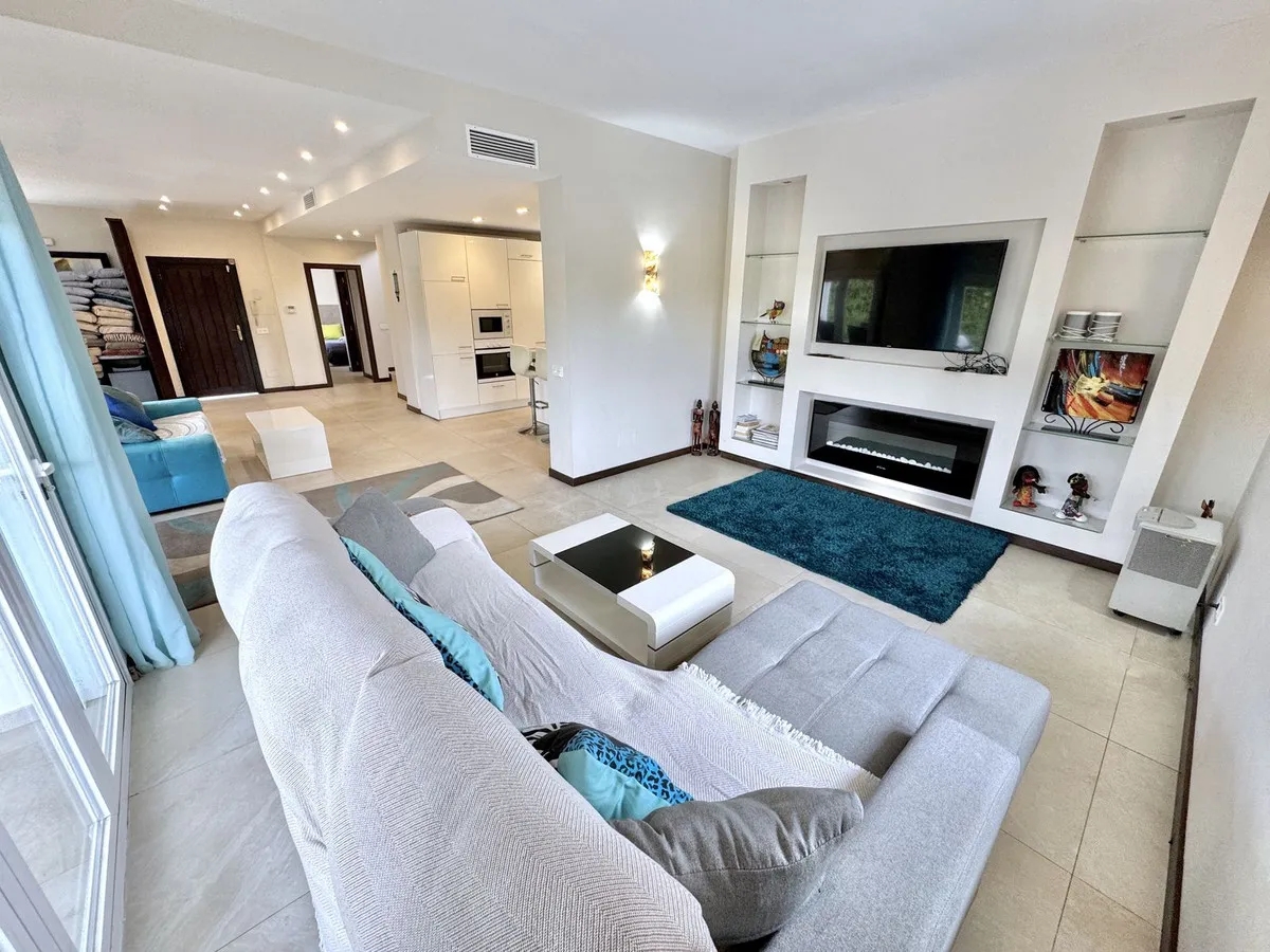 5edec39e-e41b-42c5-8f51-ae5b59e79f73