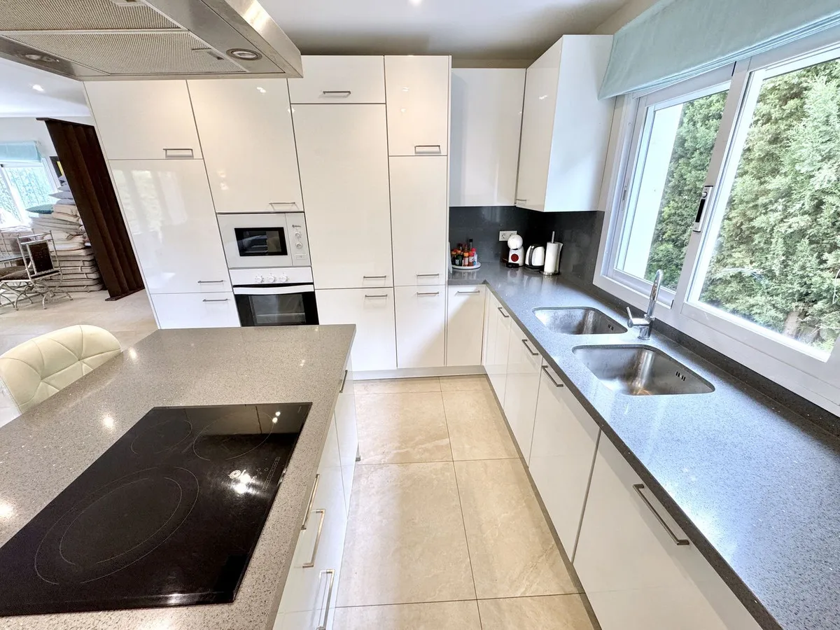 f720e776-258d-4169-82dc-8d64ff3affab