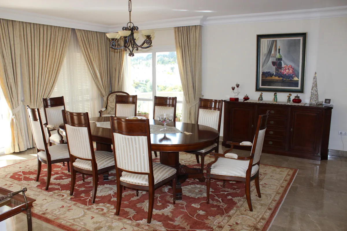 8c0731e7-1c02-40a6-b867-b224c95ac806