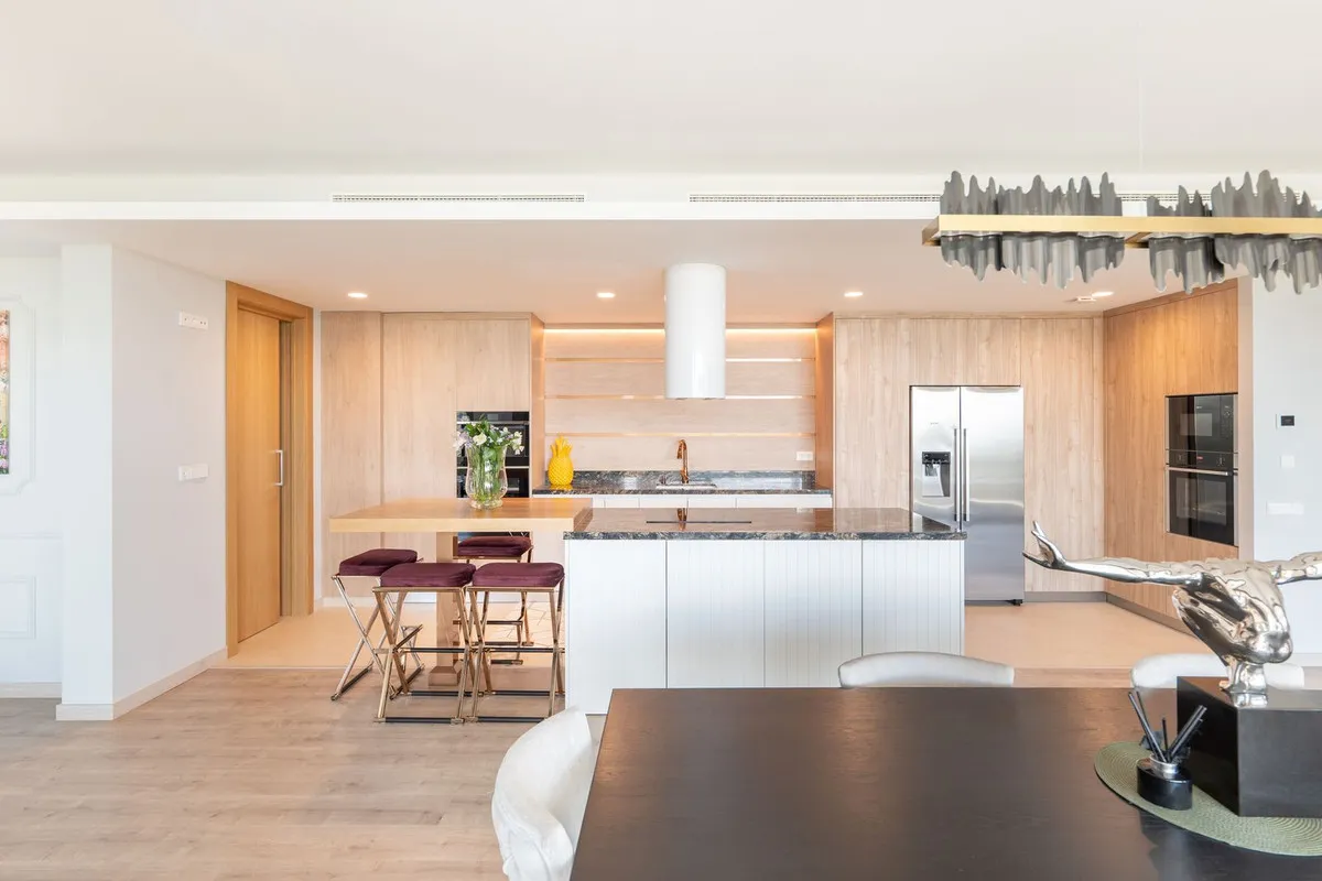 5bbf4d20-fbc2-407f-a2b0-acb9b3b42d48