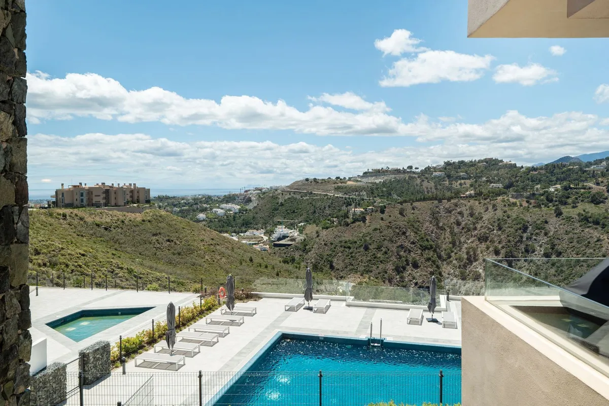 8cc4b1bd-07c4-4309-8a1c-b76600aa0813