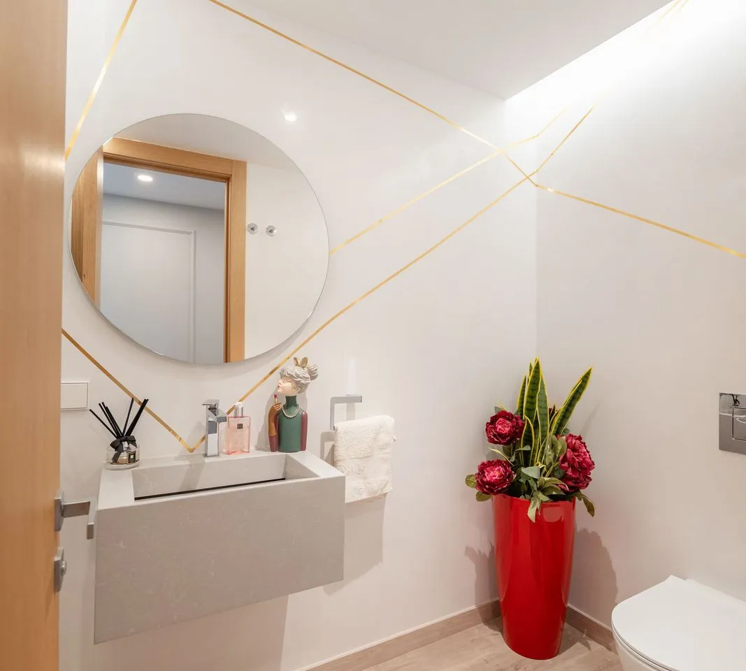 a90ee988-4ec2-4a3d-a4b7-89b98eea3ee0