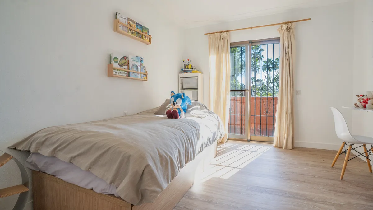 48dd1977-8acd-4ee6-9f88-aa459f2d6fe9