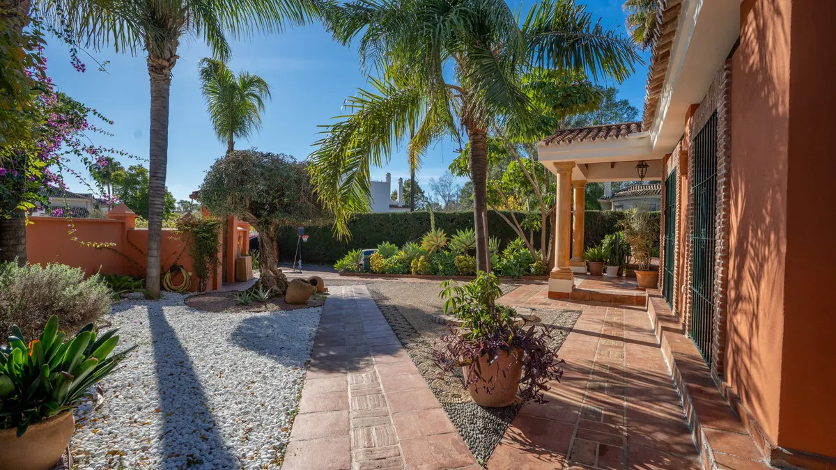 6718662f-ef89-4438-9f67-1c3357648e8c