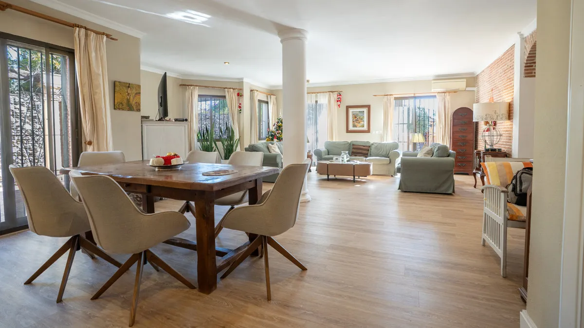 9afdb39b-a356-4d7d-8172-b738bc5c95a0