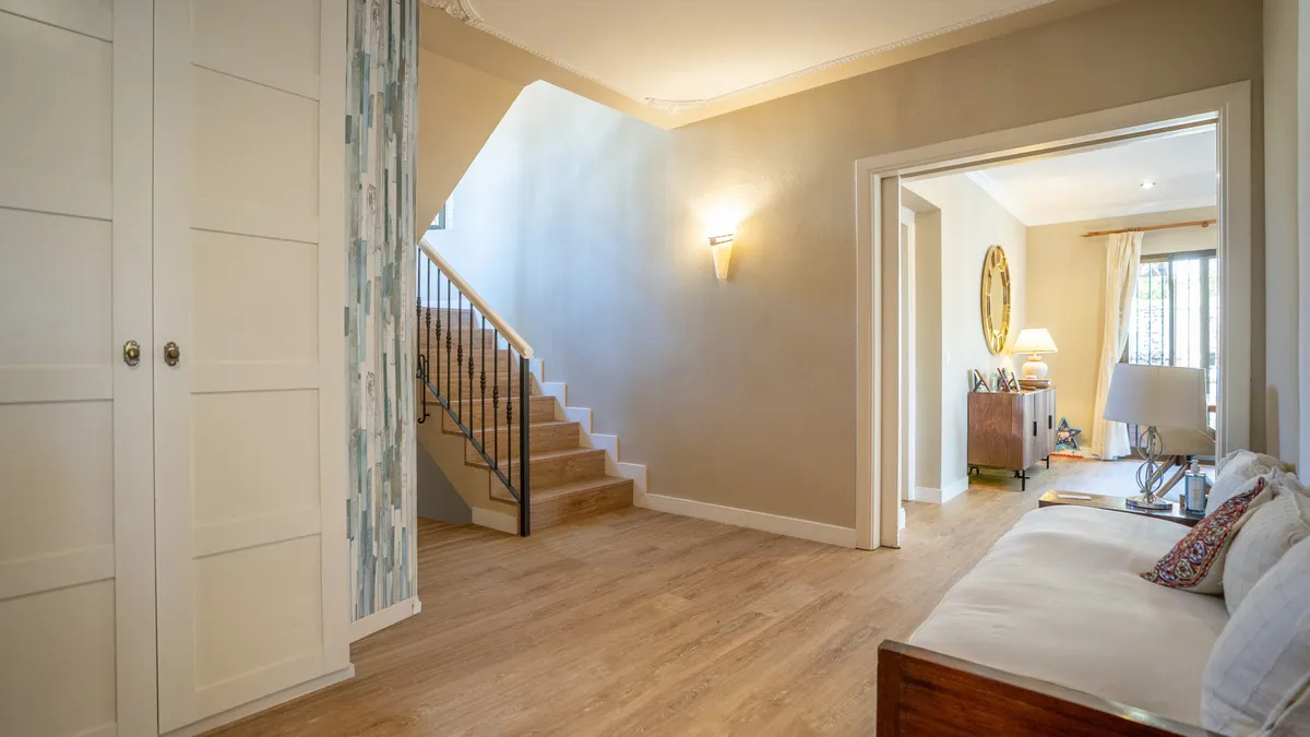 a3d8f4a0-8735-4340-aef7-638b31b0fd0a