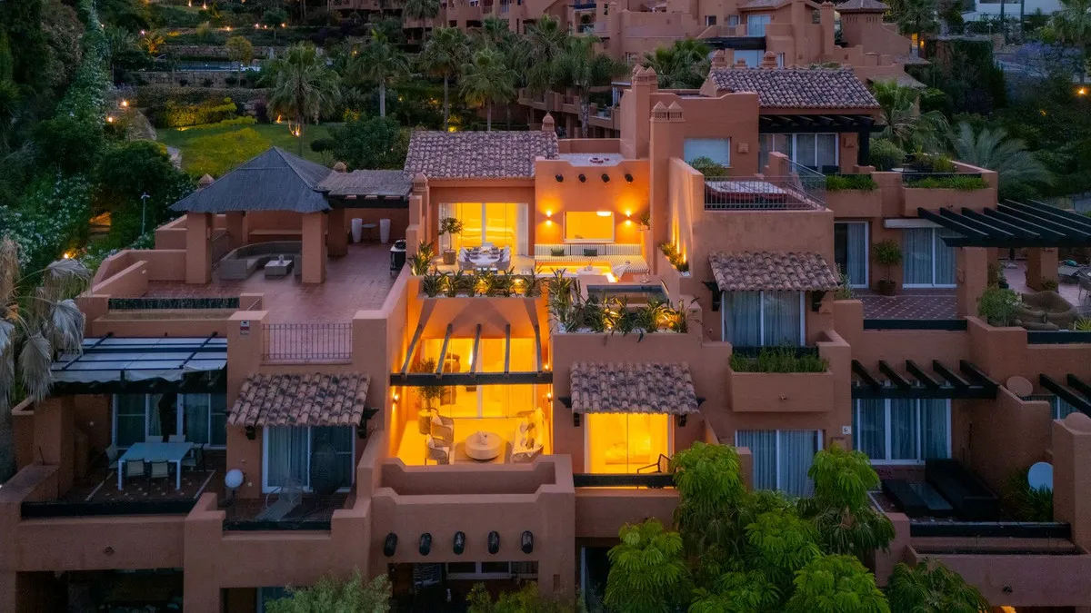 05d5e997-00a4-456e-8a1d-fd637d0e51e1