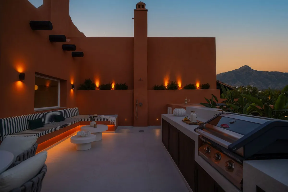 4e558f2c-b16d-4fb6-90ec-eddff288a7e9