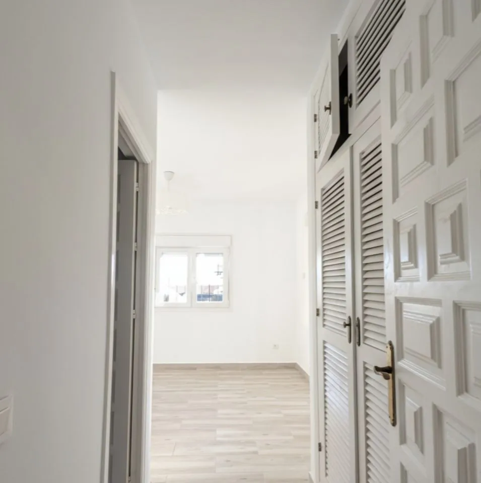 69e9ac37-b43e-41e9-bb1a-c37737d68b6c