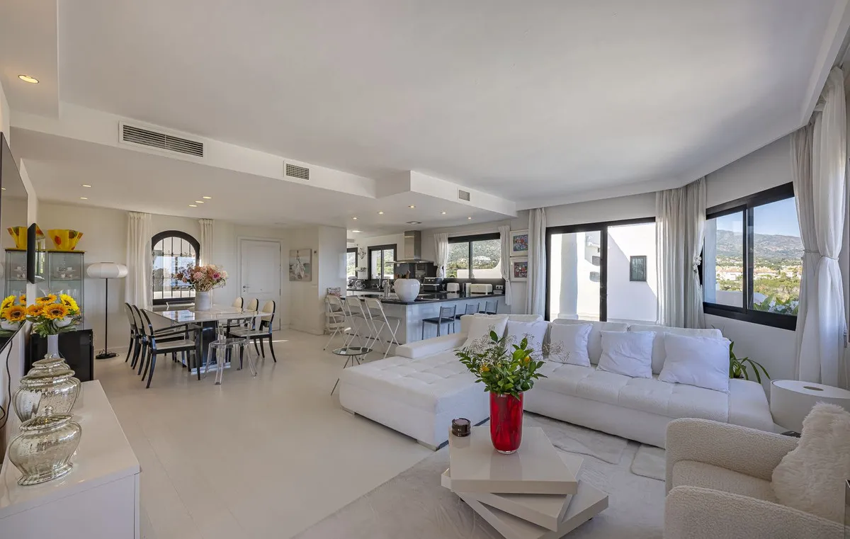 6b4dd1a9-3c0f-4556-acd4-f7d58520d42b